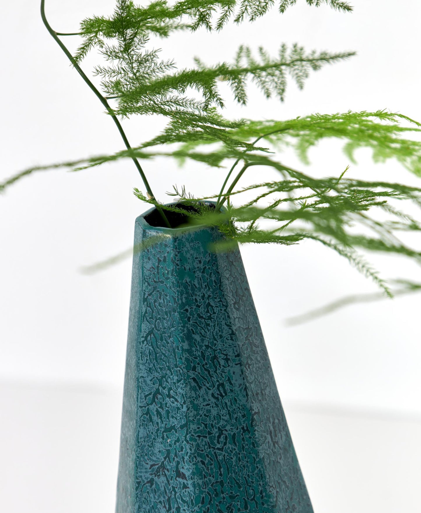 Paper Body Lacquer Vase — Tall Neck Turquoise