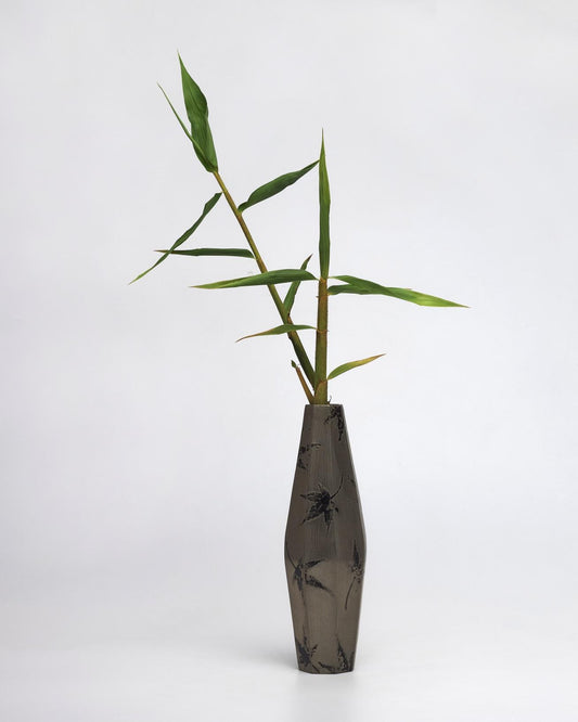 Paper Body Lacquer Vase — Tall Neck