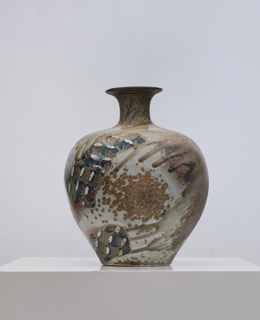"Dunhuang Mural: Thousand Hands & Bowls" — Lacquered Ceramic Vase