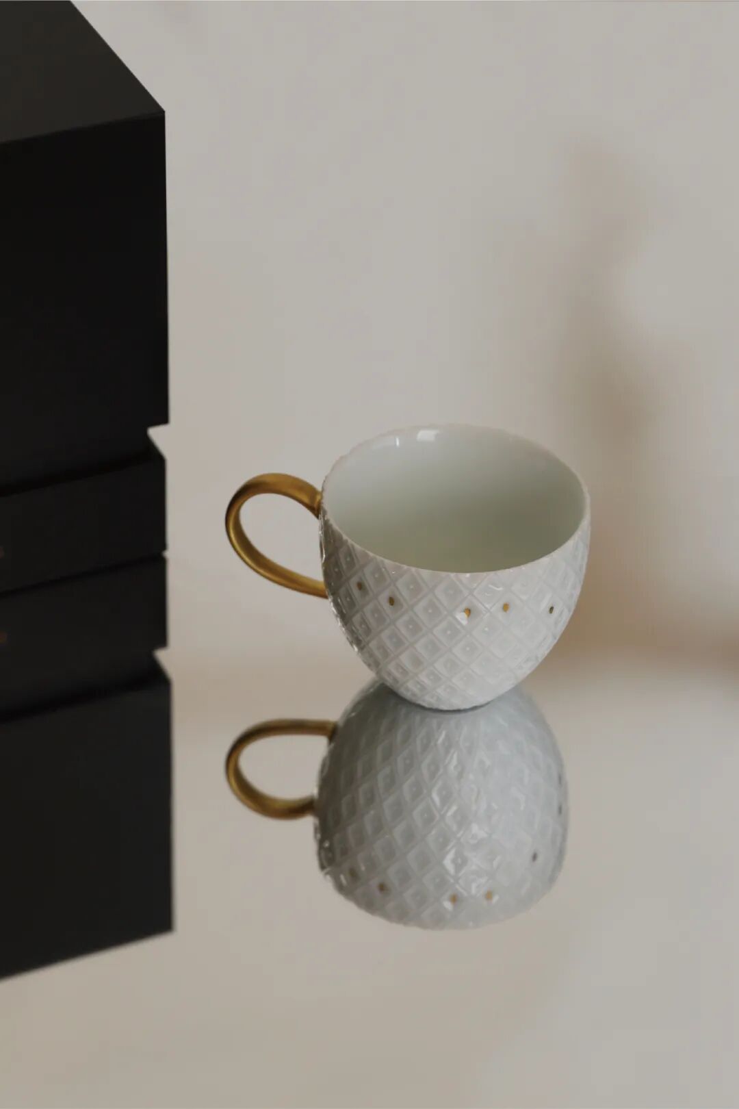 Little Pineapple Cup & Saucer – White Porcelain with Gold