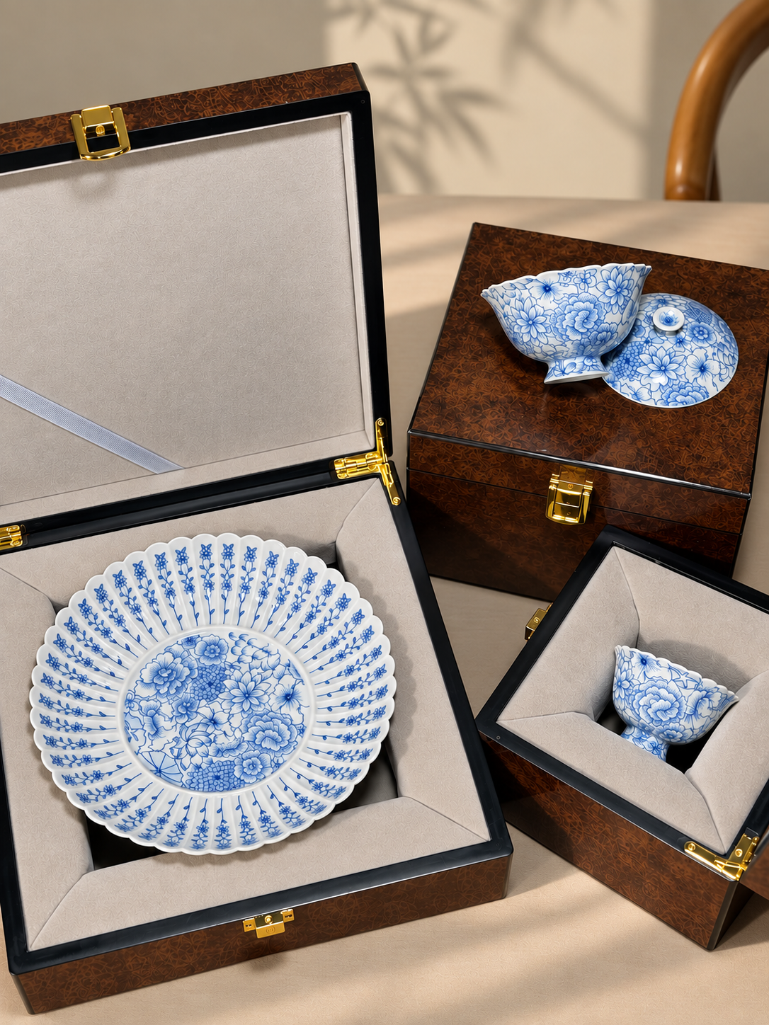 Hundred Flowers Blue & White Porcelain Tea Set — Hand-Painted Sunflower-Petal Gaiwan & Plate